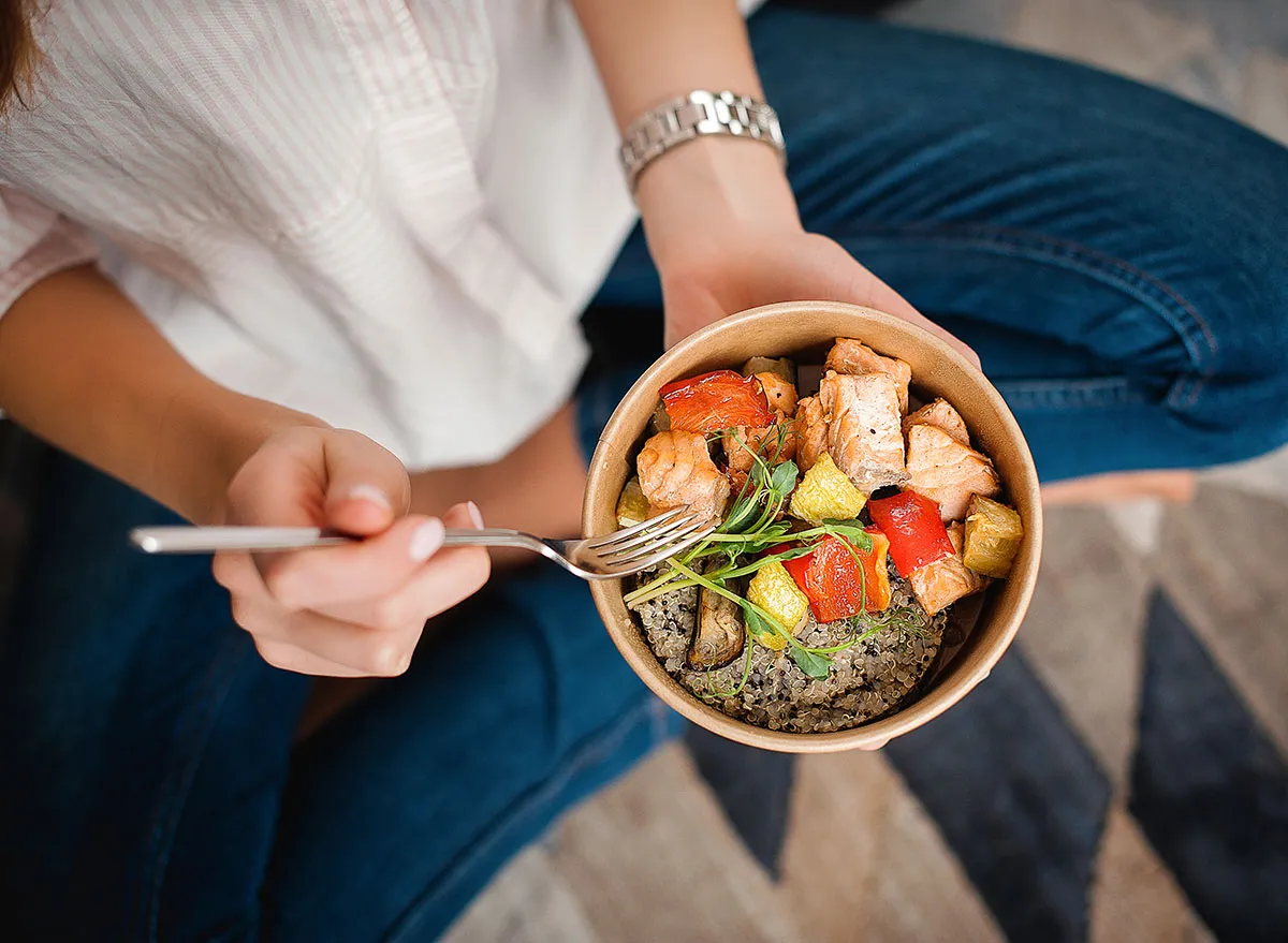 Pentingnya Mengonsumsi Makanan Kaya Serat untuk Menurunkan Berat Badan